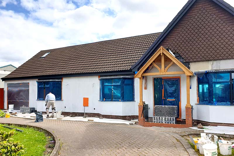 photo of External Render Applied to Detached Bungalow